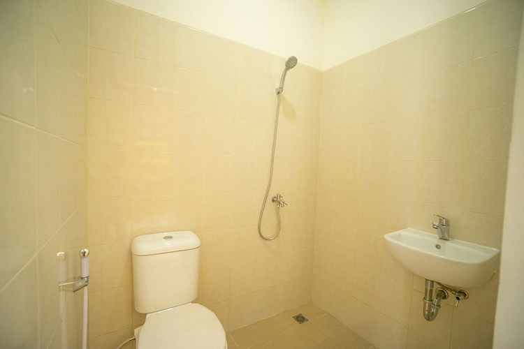 ELSA - BATHROOM EDITED